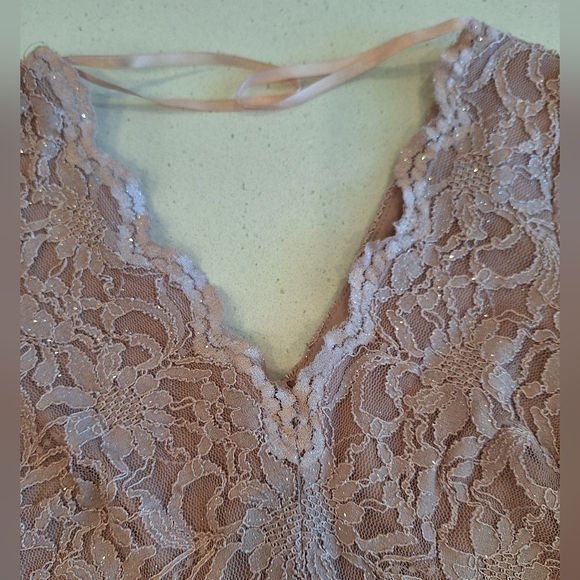 City Studio Cropped top, Pink, Sparkly with Lace and Low V neck/back - Picture 3 of 7